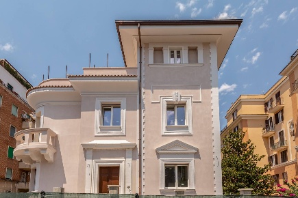 Foto Villa unifamiliare in Viale Gorizia, Roma Trieste - Coppedè di 310 m²
