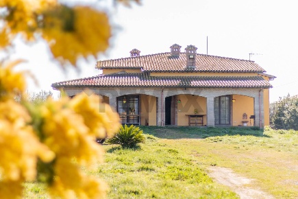 Foto Villa unifamiliare in Via dell'arcipretura 4, Montalto di Castro