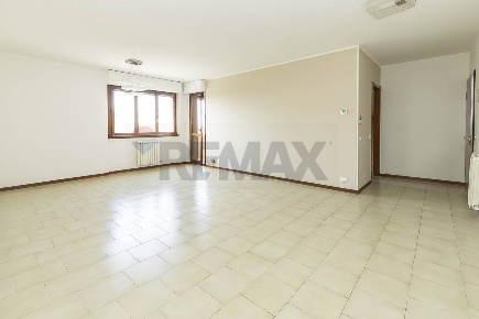 Foto Appartamento in Giovanni Pacini 81, Seregno San Carlo di 104 m²