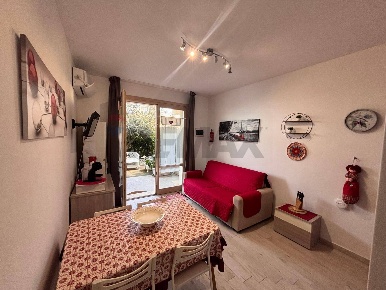 Foto Appartamento in Viale Eolie 8, Noto Calabernardo di 42 m² con 2 locali