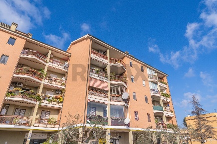 Foto Appartamento in Via del Casale Lumbroso 88/A, Roma Massimina di 100 m²