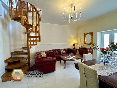 Foto Casa indipendente in Via Principessa Jolanda 123, Canicattini Bagni