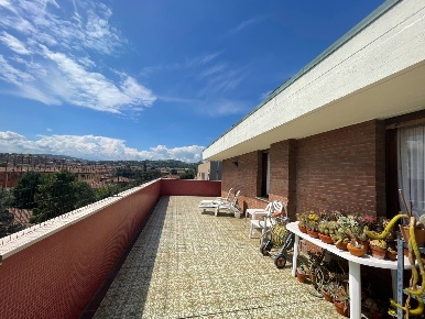 Foto Attico in Via Laura Bassi Veratti, Bologna Massarenti di 250 m²