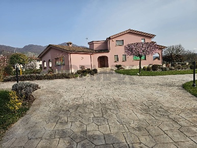 Foto Villa unifamiliare in contrada fossa cerasa snc, Padula di 430 m²