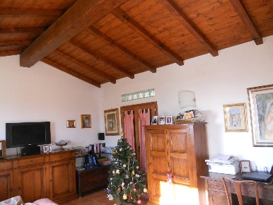 Foto Villa unifamiliare a Montespertoli di 110 m² con 5 locali in vendita