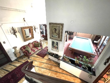Foto Villa unifamiliare a Livorno Calzabigi di 220 m² con 8 locali