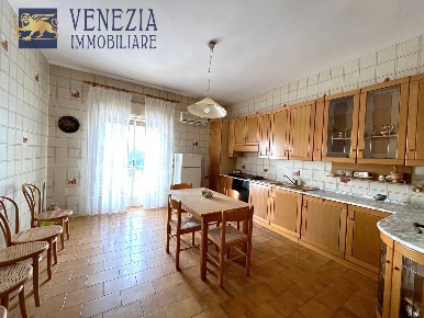 Foto Appartamento in via Andretta, Sciacca Centro di 165 m² con 4 locali