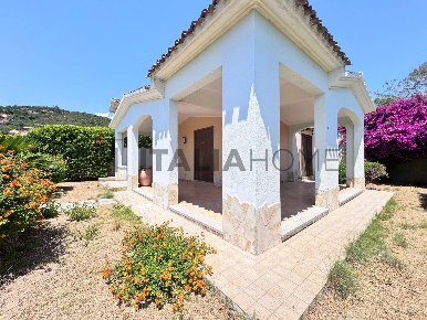 Foto Villa a schiera in Via Vespucci, Muravera di 70 m² con 3 locali