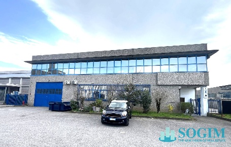 Foto Capannone industriale in Via Leonardo da Vinci, Trezzano sul Naviglio