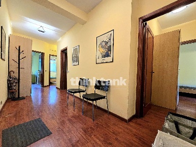 Foto Appartamento in via ecce homo, Ragusa Centro di 100 m² con 7 locali