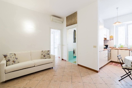 Foto Appartamento in Via Malnati 3, Milano San Siro di 40 m² con 2 locali