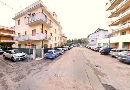 Foto Appartamento in Via SAVONAROLA 25, Pescara Porta Nuova di 83 m²