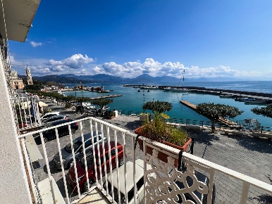 Foto Appartamento in Lungomare Marconi, San Giovanni a Piro Scario