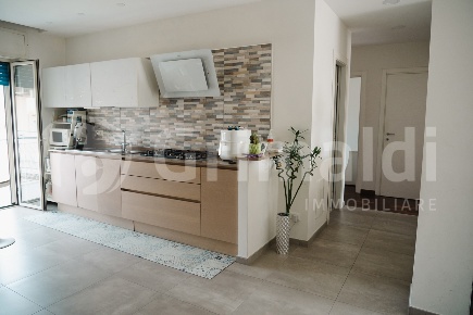 Foto Appartamento in Corso ITALIA 234, Quarto di 100 m² con 3 locali