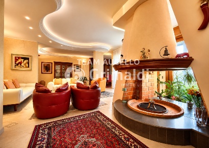 Foto Appartamento in Via Panoramica 26, Salerno Irno - Brignano di 220 m²