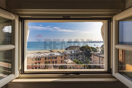 Foto Attico in VIA REPETTO 104, Albissola Marina di 150 m² con 4 locali