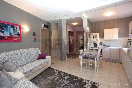 Foto Appartamento in Via Torino 11, Santena di 95 m² con 3 locali