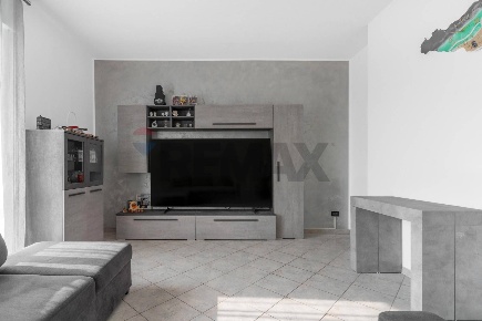 Foto Appartamento in via Cividale 15, Rho San Pietro - Pace di 88 m²