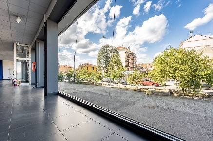 Foto Locale commerciale in Corso Savona 10, Moncalieri Vittoria di 2065 m²