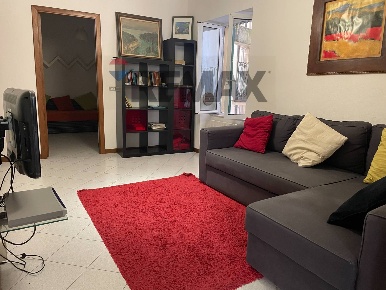 Foto Appartamento in VIA ENTELLA 243, Chiavari Stadio di 79 m² con 5 locali