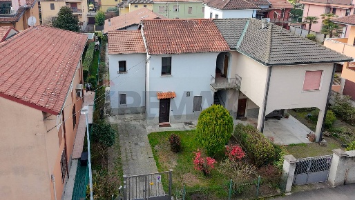 Foto Case semi ndipendenti in via Don Enrico Tazzoli 5, Rho San Giovanni