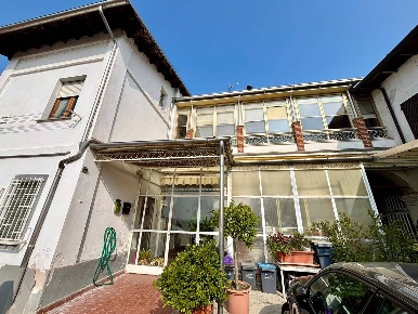 Foto Appartamento a Felizzano di 153 m² con 5 locali in vendita