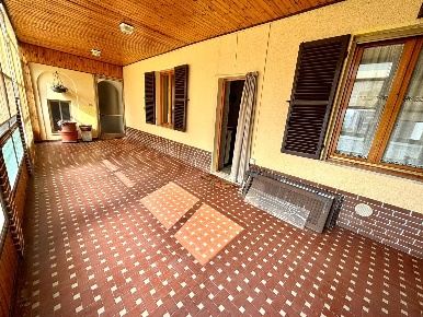 Foto Appartamento a Felizzano di 153 m² con 5 locali in vendita