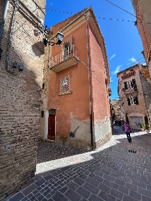 Foto Case semi ndipendenti in VIA DELLA CHIESA 1, Pollutri Centro di 160 m²
