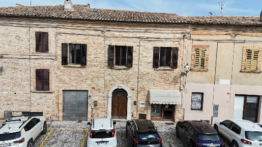 Foto Appartamento in Piazza Donna Bianca the Tharolis snc, Ripatransone