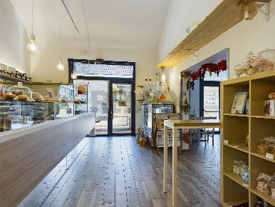 Foto Locale commerciale in via fasolo 24, Pavia Crosione di 120 m²