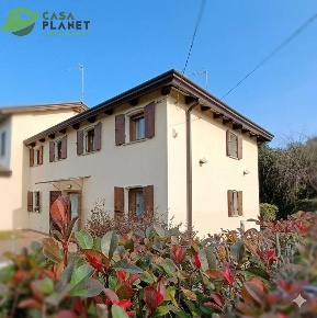Foto Case semi ndipendenti in VIA SELVE, Mogliano Veneto Centro di 150 m²