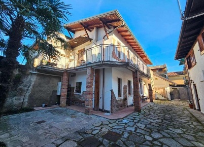 Foto Appartamento a Pogliano Milanese di 102 m² con 4 locali in vendita