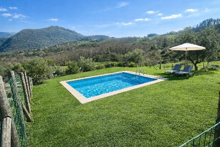 Foto Casa indipendente a Lucca Aquilea - Mastiano di 70 m² con 4 locali