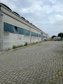 Foto Capannone industriale a Cura Carpignano Prado di 1204 m² con 1 locali