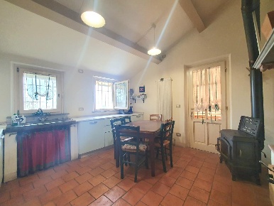 Foto Casa indipendente a Lucca Fagnano - Meati di 90 m² con 4 locali