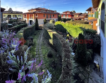 Foto Villa a schiera in I Maggio, Castelletto sopra Ticino Centro di 125 m²