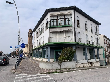 Foto Negozio a Fiesso d'Artico di 180 m² in vendita