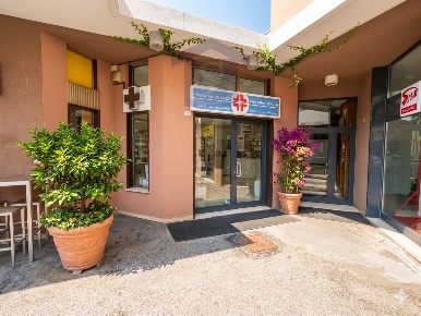 Foto Negozio a Sacile Centro di 70 m² con 3 locali in vendita