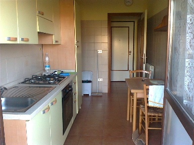 Foto Appartamento a Avezzano Centro di 80 m² con 4 locali in affitto