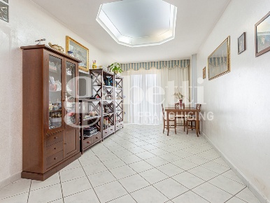 Foto Appartamento in Svizzera, Marano di Napoli Centro di 97 m² in vendita