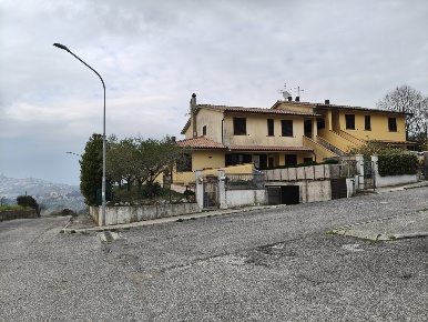 Foto Appartamento in Vocabolo Torresquadrata 212C, Todi San Benigno