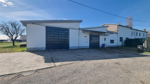 Foto Capannone industriale in Via Enrico Forlanini, Parma di 460 m²