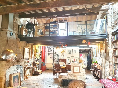 Foto Attico in Via Massimo D'Azeglio SNC, Parma di 155 m² con 3 locali