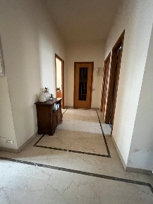 Foto Appartamento in Corso Benedetto Croce 8, Torino di 102 m² con 4 locali