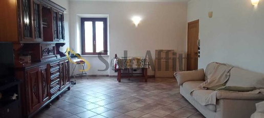 Foto Appartamento a Macerata di 130 m² con 7 locali in affitto