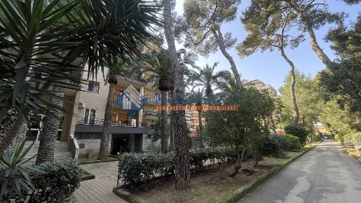 Foto Appartamento in Via delle Murge 65, Bari Santa Caterina di 202 m²