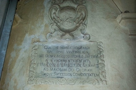 Foto Villa unifamiliare in Strada Statale 1 Dir 12, Ventimiglia di 600 m²