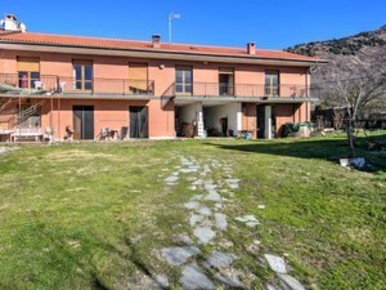 Foto Villa bifamiliare in Via Milanere 29, Almese Gran Madre - Crimea