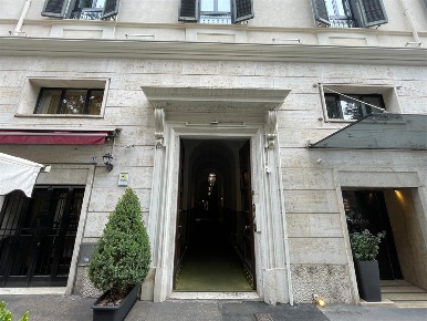 Foto Appartamento a Roma di 110 m² con 2 locali in vendita