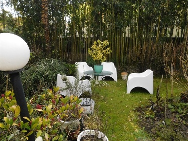 Foto Casa indipendente a Samarate di 420 m² con 8 locali in vendita